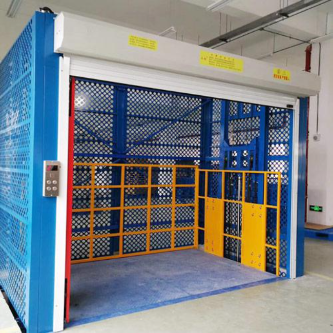 红原导轨式升降货梯